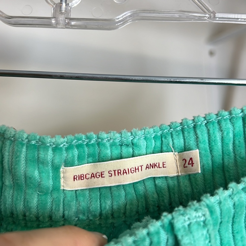 Levi’s Green Corduroy Cutoff Shorts- 24 - Picture 4 of 8